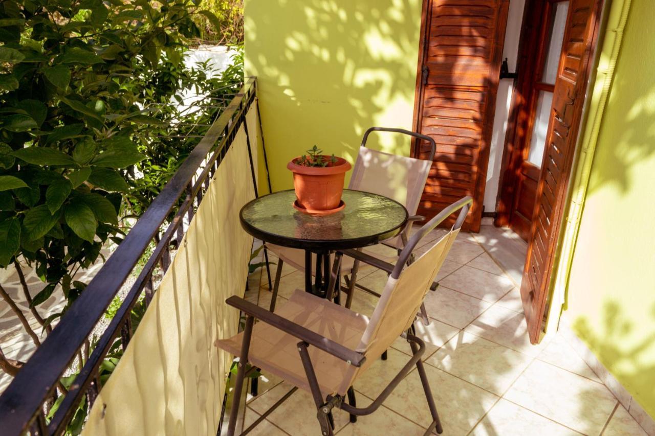 Alexandra'S House Otel İskados Dış mekan fotoğraf